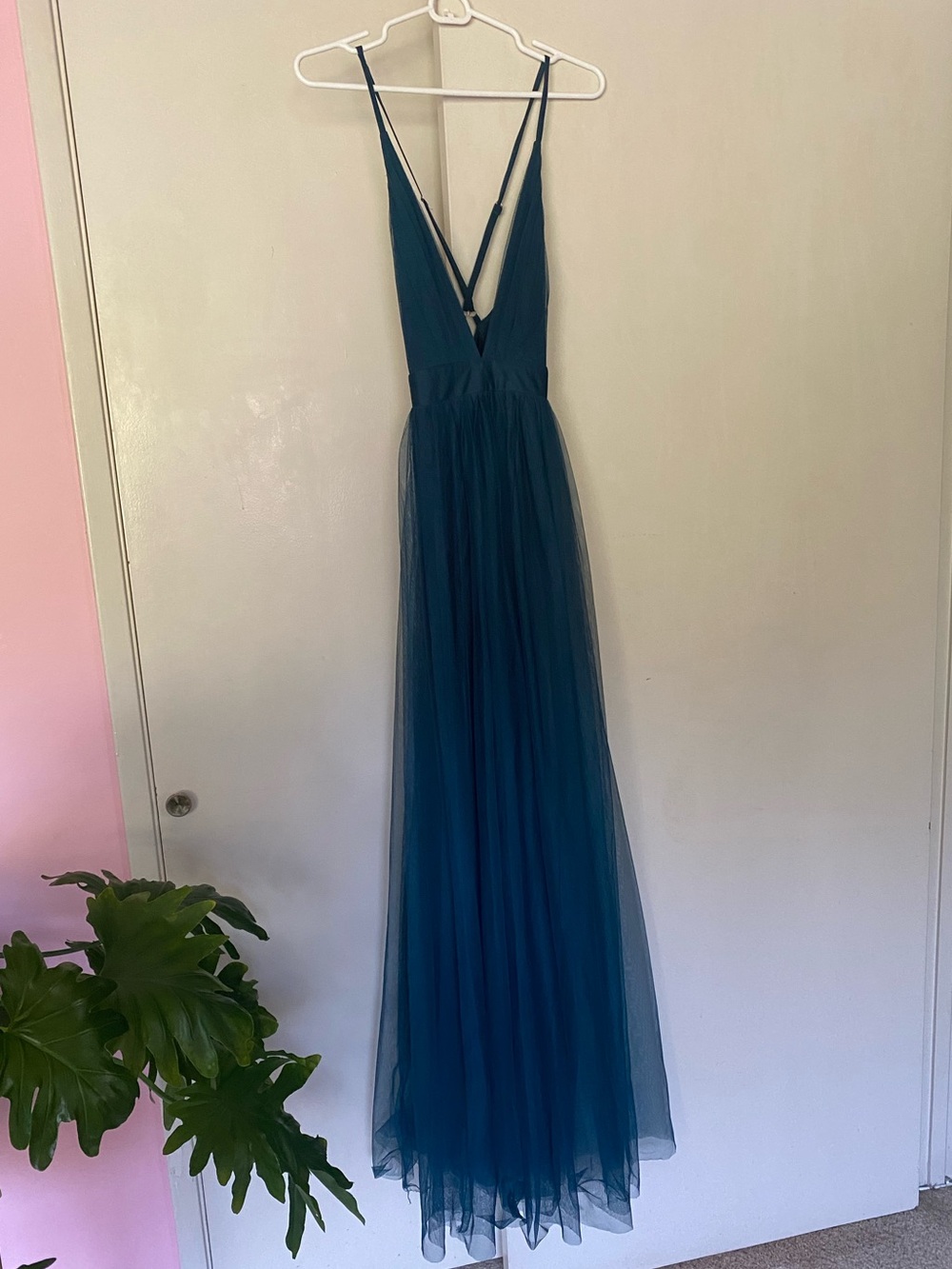 Lilyful Backless Tulle Maxi Dress in Dark Teal size M